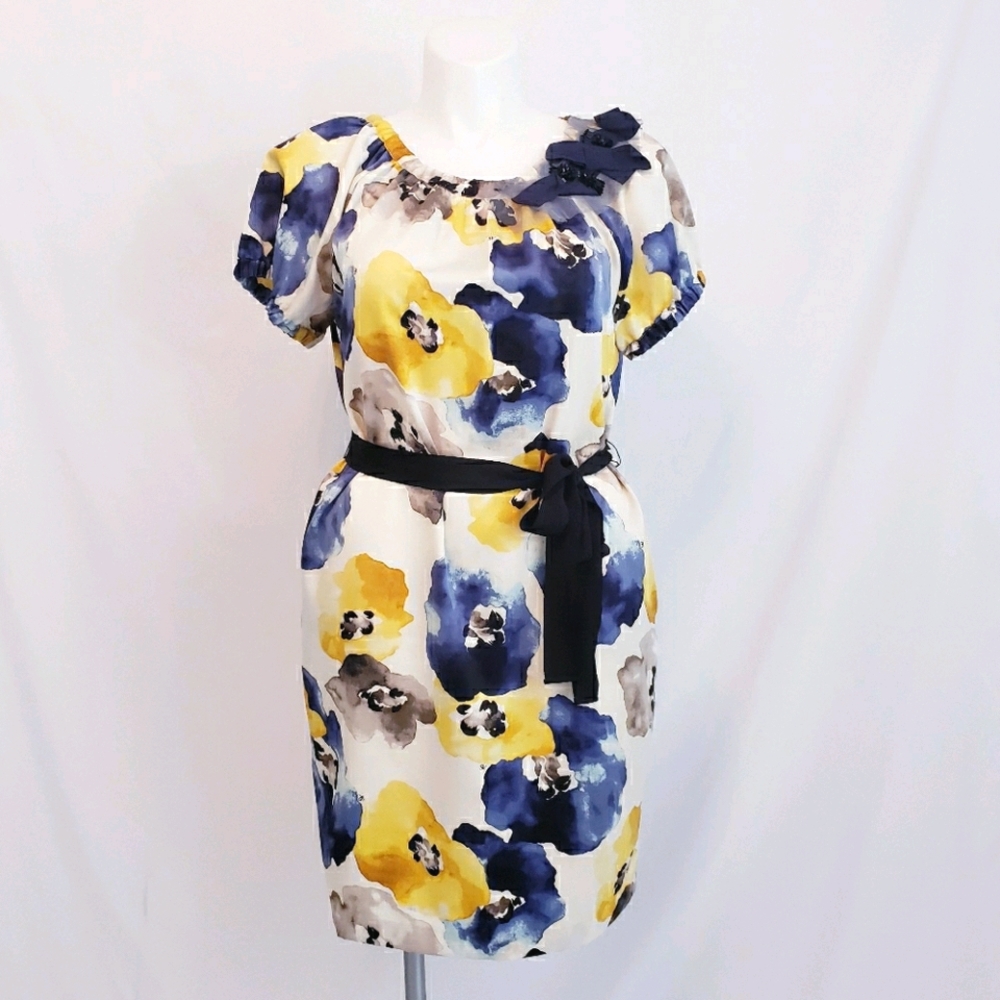 Simply Vera Floral Sheath Dress w/Applique Lg